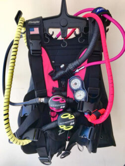 How to mark scuba gear - 7 ways to customise your dive equipment